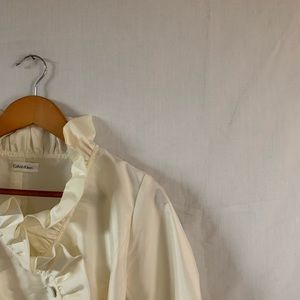 Calvin Klein buttons down dress shirt woman’s size S/M